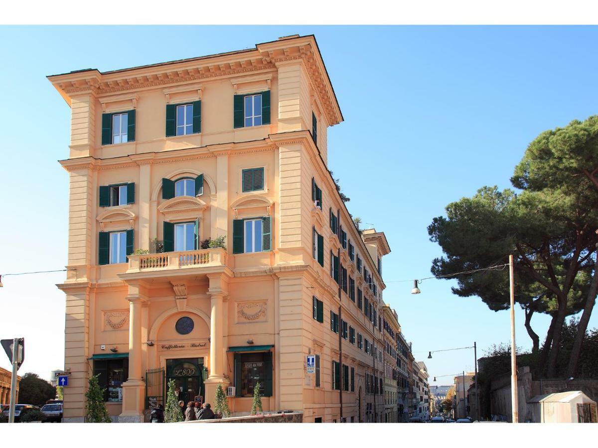 Appartamento D'Epoca Colosseo Art Gallery Roma Exterior foto
